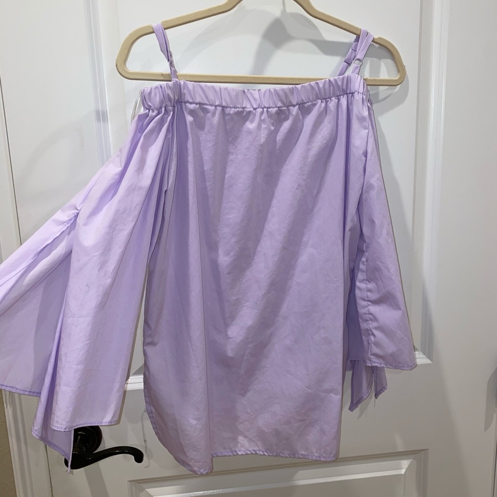 Pretty Lilac Top Off the shoulder